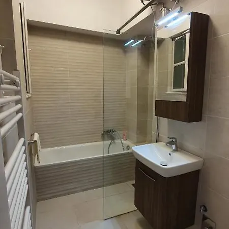 Apartamento Modern Parkside Garden View *
