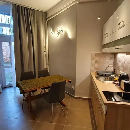 Apartman Modern Parkside Garden View *