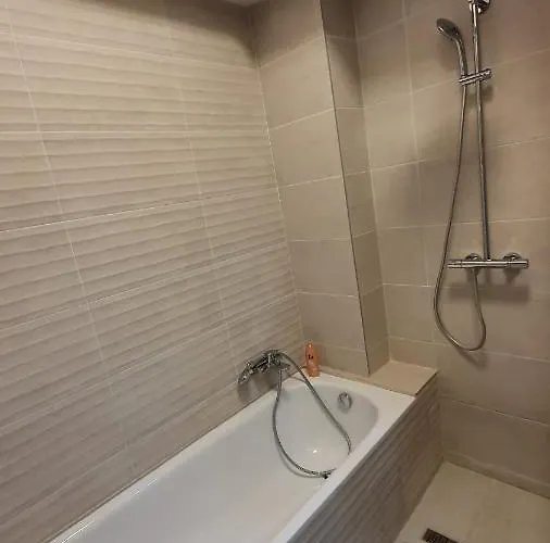 Modern Parkside Garden View Budapesta